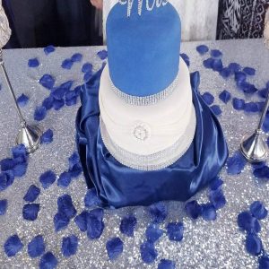 Artificial Petals For Birthday Party, Wedding Anniversary Decoration