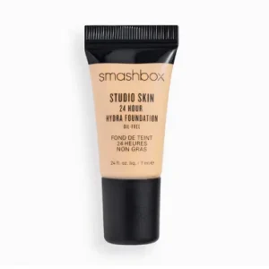 Base de maquillaje Studio Skin 24 Hour Hydra