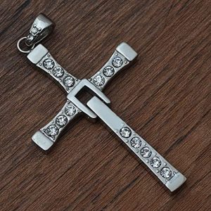 Colgante de cruz rápido y furioso