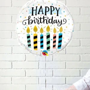 Globos de helio con velas de cumpleaños