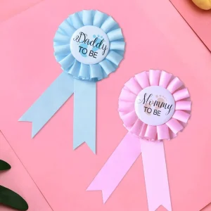 Shein 2 pines con la insignia de papá y mamá para fiestas de celebración en rosa y azul