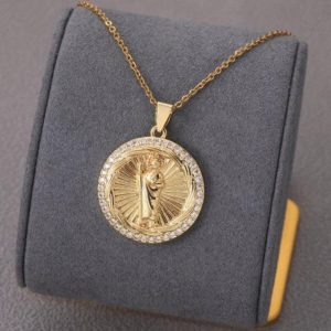 Shein Collar de acero inoxidable con colgante de la serie Retro de la Virgen María