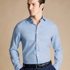 Zoom Detalles sobre el producto:Camisa con cuello italiano y diseño de espiga